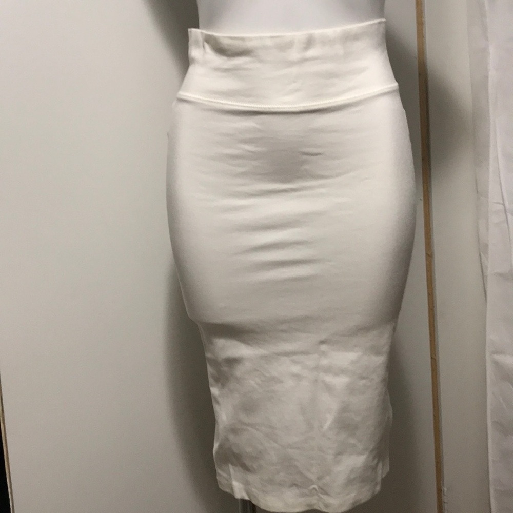 White pencil skirt